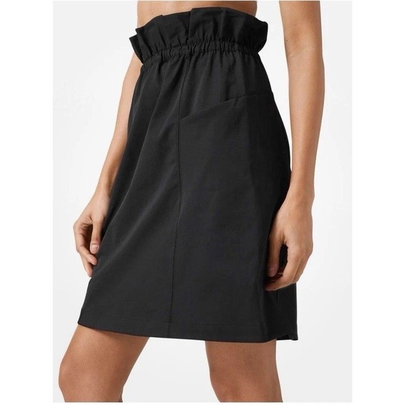 New Lululemon Sz 8 High Rise Women Water Resistant TRIP TAKER SKIRT - Black - Picture 1 of 8